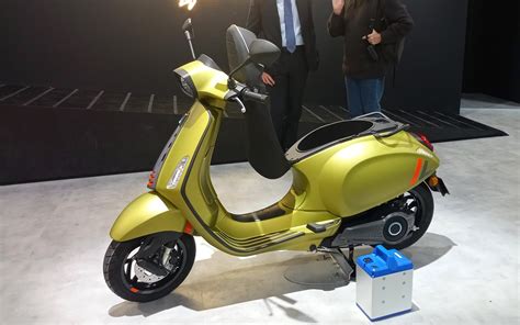 Nuova Vespa Elettrica 2024 Prezzo Autonomia Scheda Tecnica Velocita