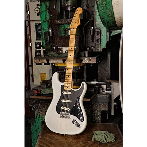 Platinum Fender Custom Shop White Blonde Guitar Center