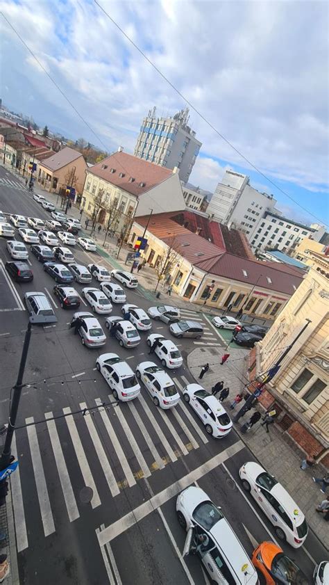 Ziua de Cluj Taximetriștii protest în centrul Clujului Au blocat