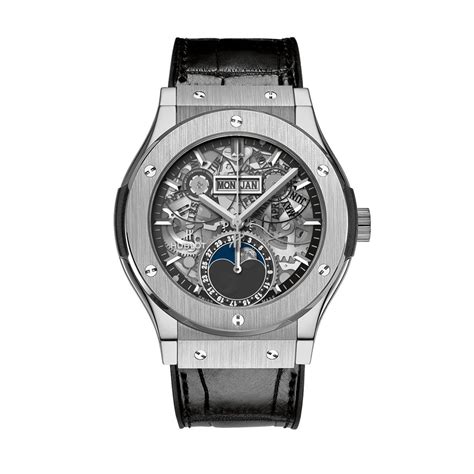 Hublot Classic Fusion Aerofusion Moonphase Titanium Nx Lr