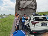 Kondisi Honda HR V Penyok Usai Tabrak Truk Di Tol Tebing Tinggi Medan