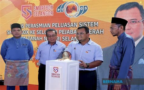 BERNAMA Selangor Likely To Rake In RM2 2 Bln Revenue By Year End MB