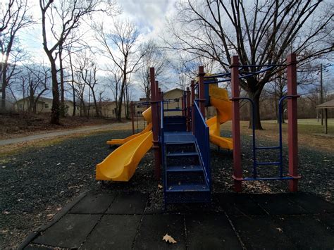 Play St Louis Pleasant Hill Park Belleville Il