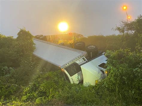 Tractor Trailer Crash Closes Highway Lanes In Hartford Greater