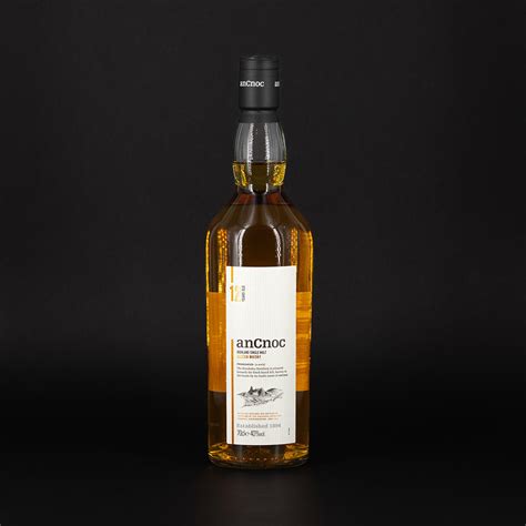 AnCnoc 12 Years Old Highland Single Malt Whisky De Kelle Cigars