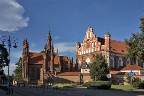 St Anne S Kirche Und Kirche Von St Francis Und Bernadine Ensemble In