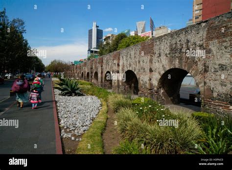 The Chapultepec Aqueduct Built By The Aztecs During The Tenochtitlan