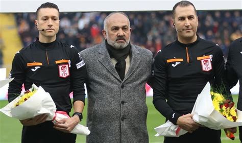 Kayserispor Başkanı Ali Çamlı pişman oldu Hakemlere çiçek vermek