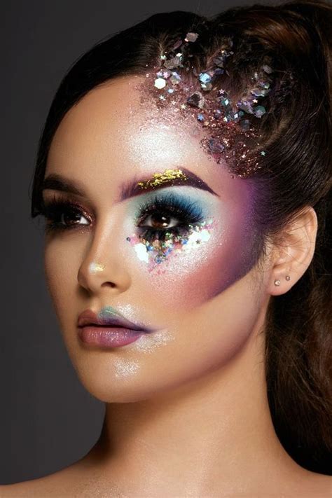 Maquillaje fantasía color y arte en tu rostro Revista KENA México