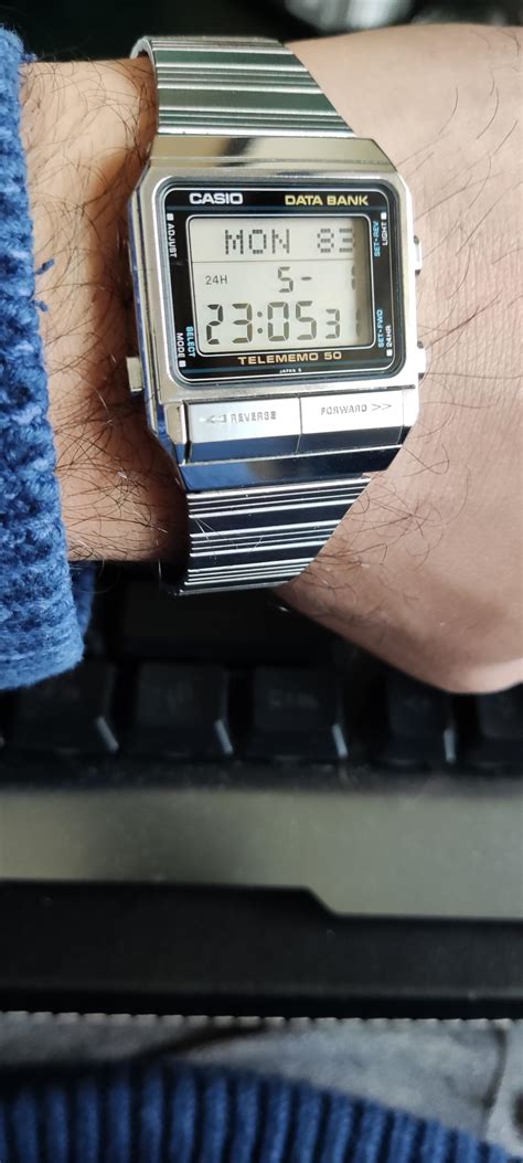 casio new f100 : r/casio