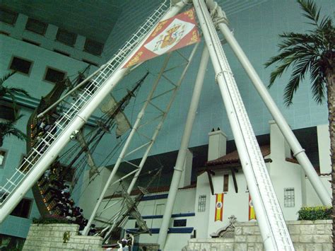 Michan Petite: South Korea: Lotte World