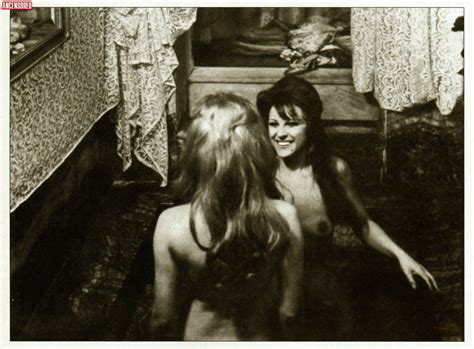 Lucia Modugno Nude Pics Page