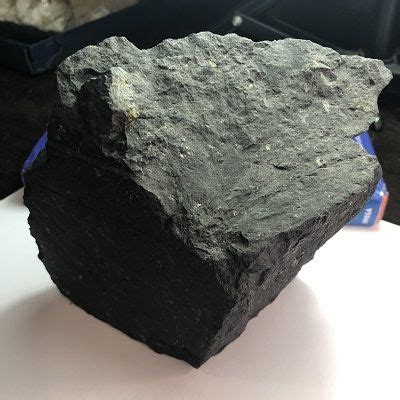 Pieza de Shungita en bruto Laja y Picón minerales