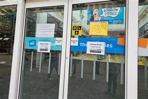 Breaking Bristol Galleries Shopping Centre And Car Park Closed