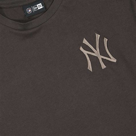 Kaufen Sie Mlb Logo Oversized T Shirt New York Yankees Für Na 00 Auf