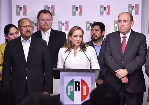 Claudia Ruiz Massieu Asume La Presidencia Nacional Del Pri Pri