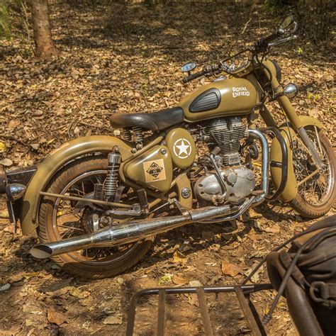 Royal Enfield Classic Desert Storm Colors Specifications Gallery