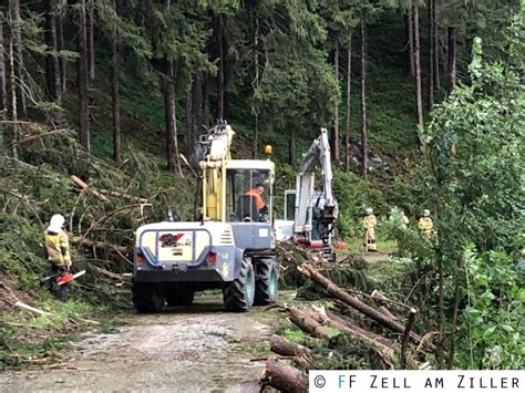 Mehrere Eins Tze Nach Schwerem Unwetter F R Zell Am Ziller