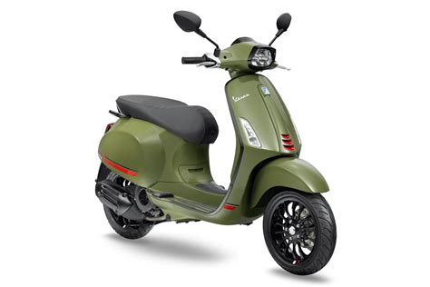 Vespa Sprint Sport 125 giá lượng tiêu thụ màu sắc