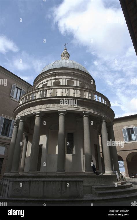 Rome Italie Le Tempietto Del Bramante Dans Le Clo Tre De L Glise San