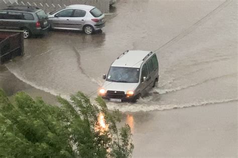 Sna No Nevreme I Grad U Vr Cu I U Beogradu Opet Jak Pljusak