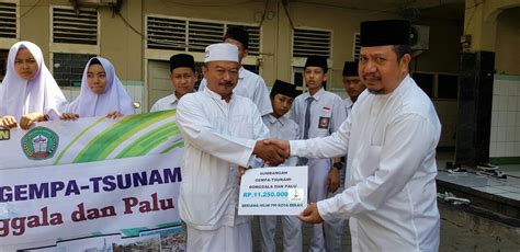 Ponpes Al Barokah Salurkan Bantuan Untuk Palu Melalui Fpi Kota Bekasi