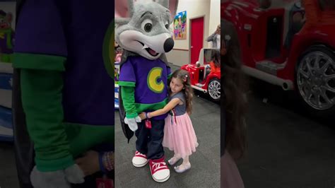 Chuck E Cheese 🐭🧀 Shorts Youtube