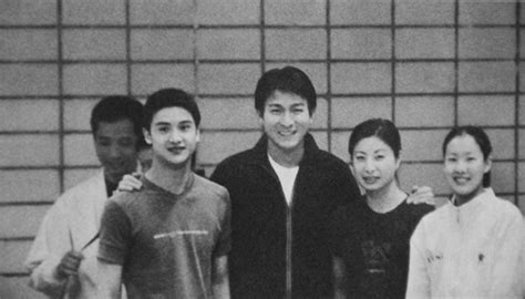 Ng M V Th Sinh P Trai C A C U Hot Boy L Ng Th Thao Trung Qu C