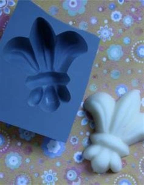Voorhees Fleur De Lis Mint Mold Sweet Baking Supply