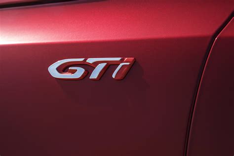 Peugeot 308 Gti Officially Unveiled Does 0 100 Km H In 6 0 Seconds [w Video] Carscoops