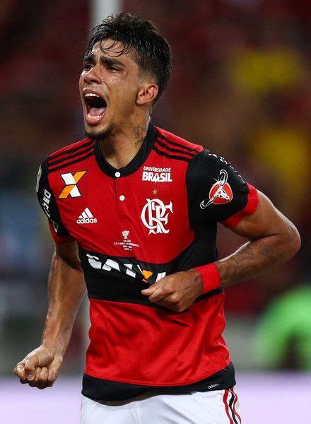 Flamengo Cruzeiro In Sept At The Maracana Lucas Paqueta