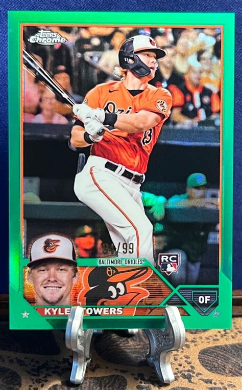 2023 TOPPS CHROME GREEN REFRACTOR KYLE STOWERS RC 99 194 ROOKIES