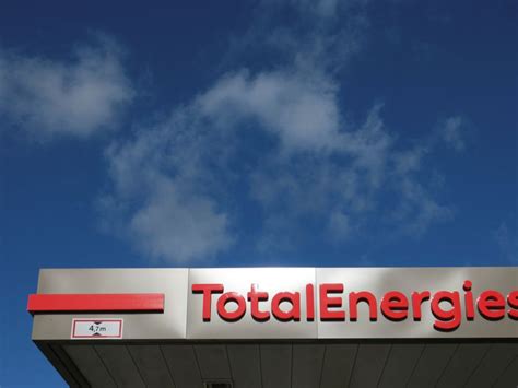 Totalenergies Engrange 66 Milliards De Dollars De Bénéfices Au T3