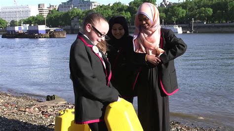 London Schoolgirls Recreate The Arduous Task Of Collecting Water