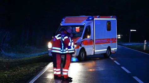 Bilder Frontalzusammenstoß Unfall auf der B486 zwischen Langen und