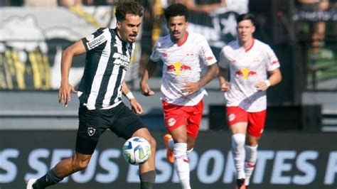 Botafogo leva empate do Bragantino aos 51 do 2º tempo e deixa liderança