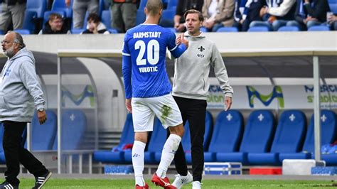 Sv Darmstadt Blendet Gegen Preu En M Nster Favoritenrolle Aus