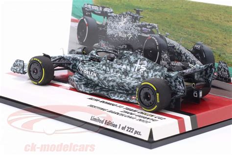 Minichamps 1 43 Zhou Guanyu Alfa Romeo C42 Fórmula 1 teste Barcelona