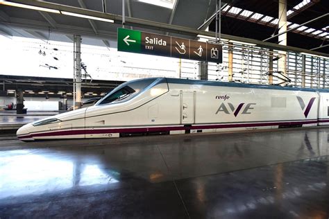 Los Servicios Ave De Renfe Entre Madrid Y Barcelona Cumplen A Os Con