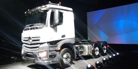 Mercedes Benz Hadirkan Dua Truk Terbaru Actros Dan Arocs OTOBLITZ NET