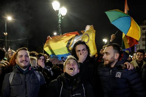 Hist Rico Grecia Aprueba El Matrimonio Gay Primer Pa S Ortodoxo En