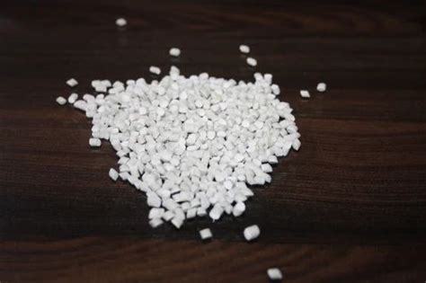 Reprocessed White Pvc Cable Compound Granules Free Flowing Pellets