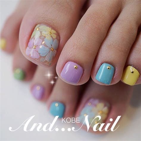 40 Trendy Pedicure Designs 2022 Flower Pastel Yellow Pedicure Artofit