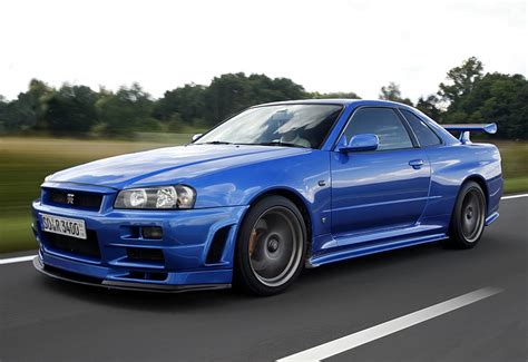 Nissan Skyline Gt R V Spec Bnr Price And Specifications