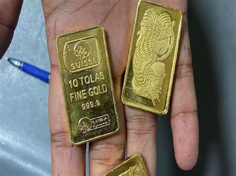 Nagpur Gold Smuggler Arrested 3 2 Kilograms Of Gold Seized From Azad