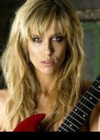 Naked Wendy Van Wanten In De Rode Loper