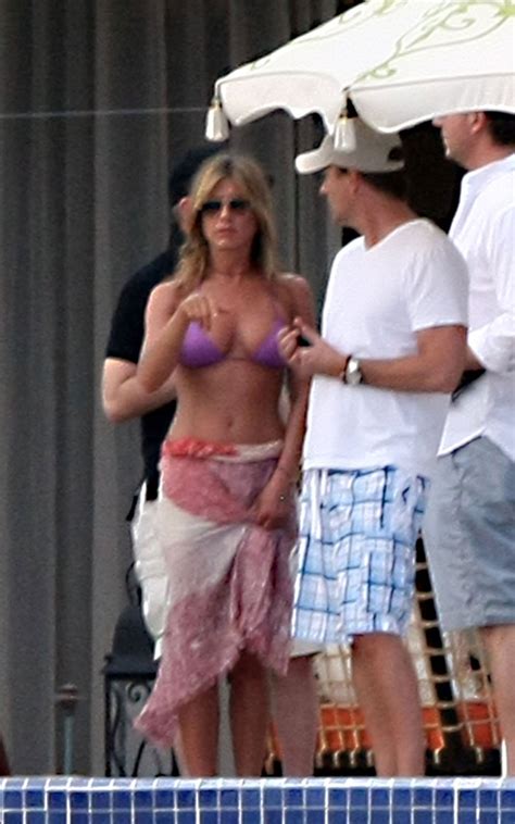 Jennifer Aniston Exposing Her Sexy Body And Hot Ass In Bikini Porn Pictures XXX Photos Sex
