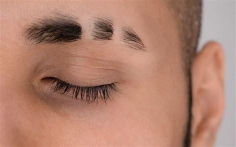 Step By Step Guide To Getting The Perfect Eyebrow Slit Style