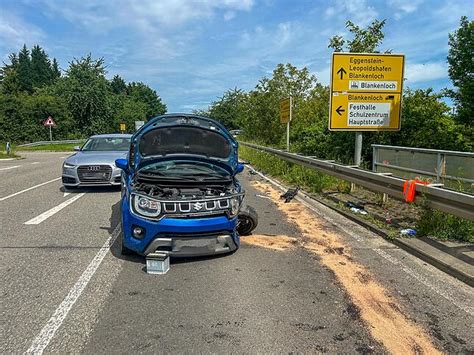 Unfall In Stutensee Blankenloch Autofahrer Missachtet Vorfahrt