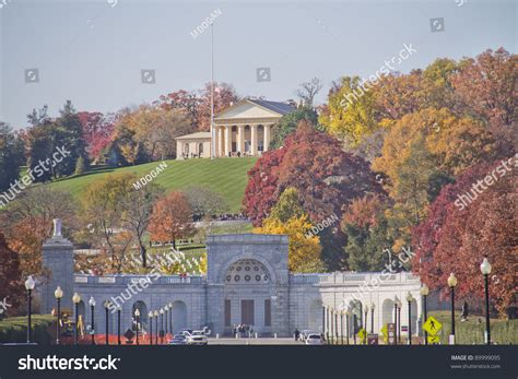 Arlington Cemetery Memorial Entrance And Former Home Of Robert E Lee